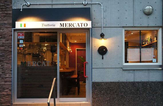 紅茶専門店ディンブラで研鑽をつんだ紅茶コーディネーターが淹れるアイスティー